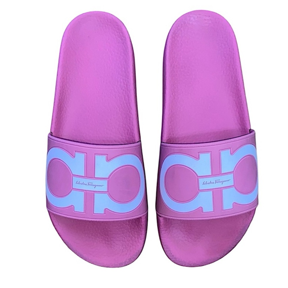Salvatore Ferragamo Pink Slides